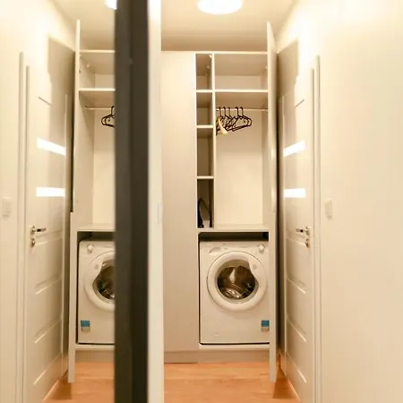 Jana Pawla Ii 36 - Bezplatny Podziemny Garaz - Free Parking - W Pelni Wyposazone - Better وارسو