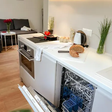 Apartment Jana Pawla Ii 36 - Bezplatny Podziemny Garaz - Free Parking - W Pelni Wyposazone - Better *